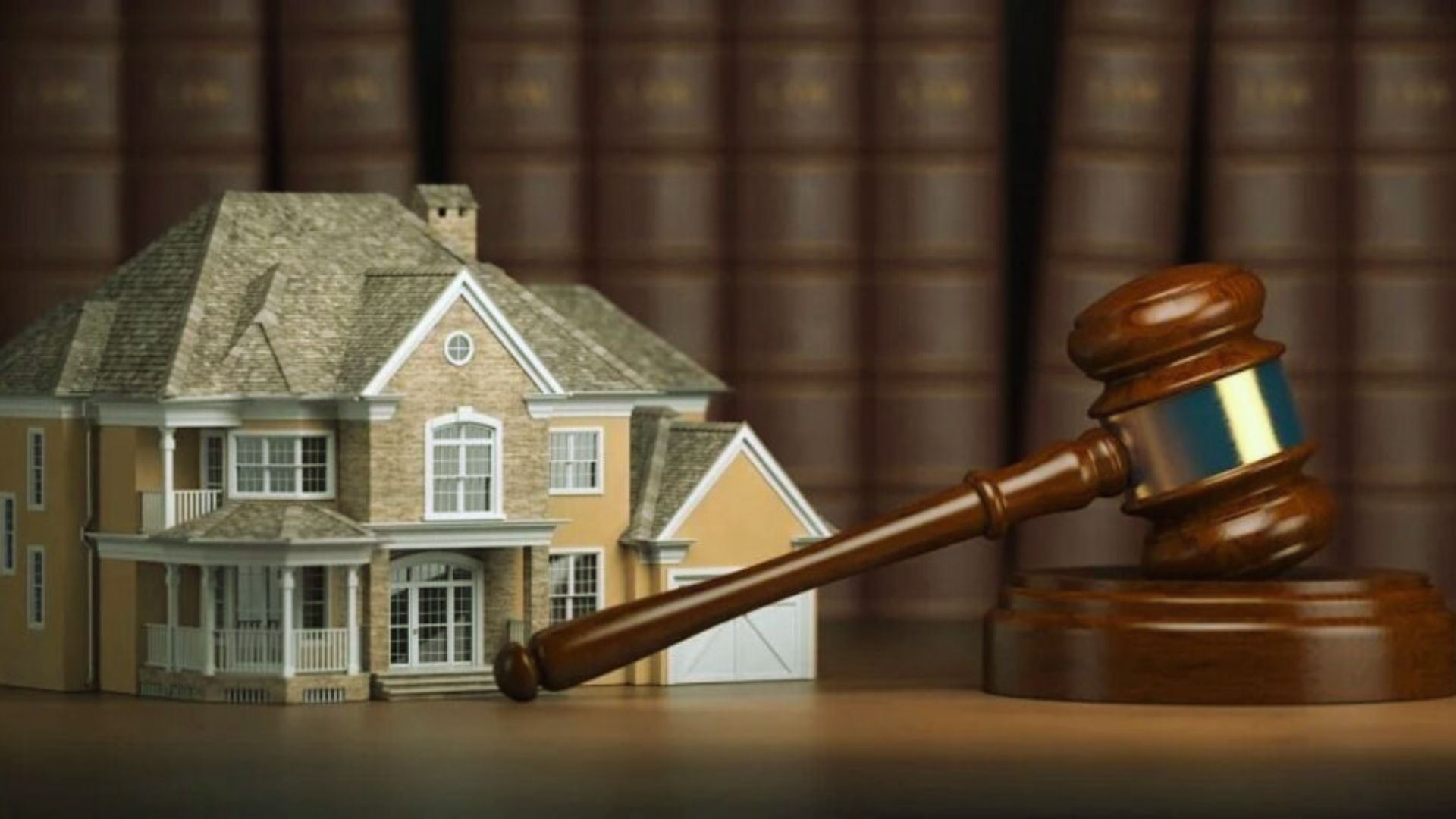 Overview of real estate law in the USA, featuring legal documents and property transactions.