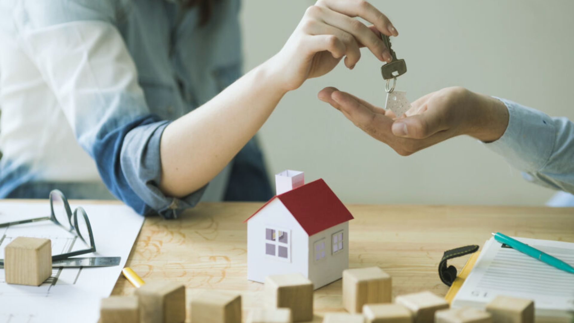 Littoral Rights Real Estate Explained Simply - HousesLaw